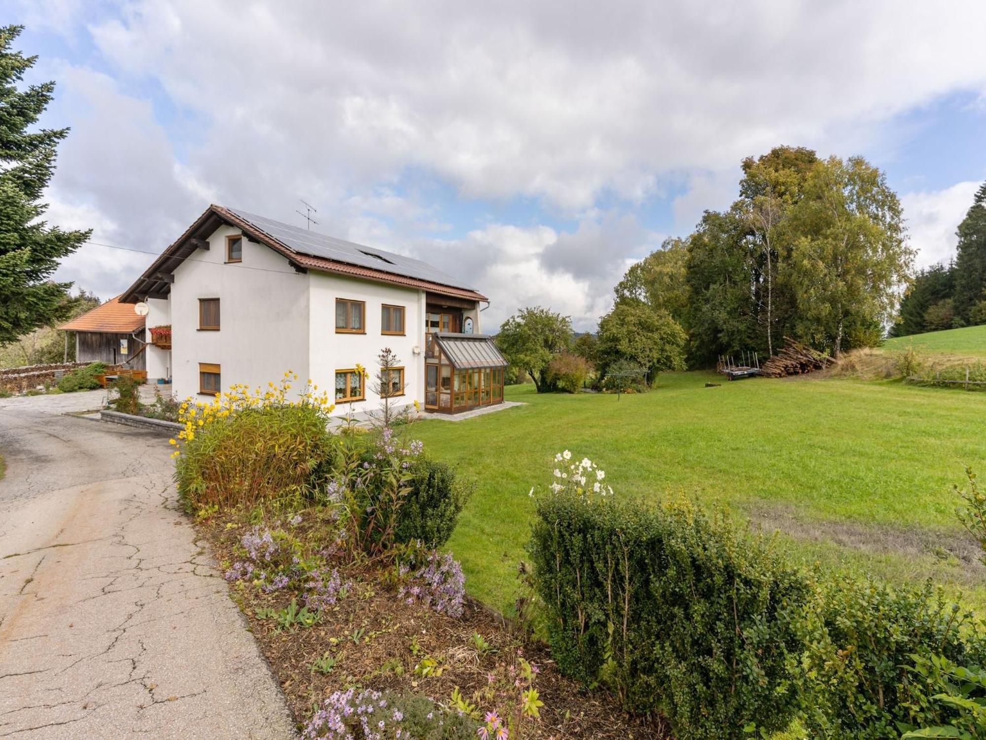 Cozy Apartment in Sonnen Bavaria near Forest Exterior foto